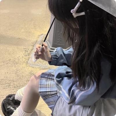 一见你就笑